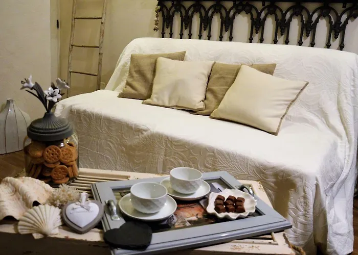 Mare Old Town Center 3* Bari