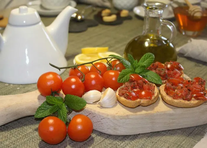 Mare Old Town Center 3*