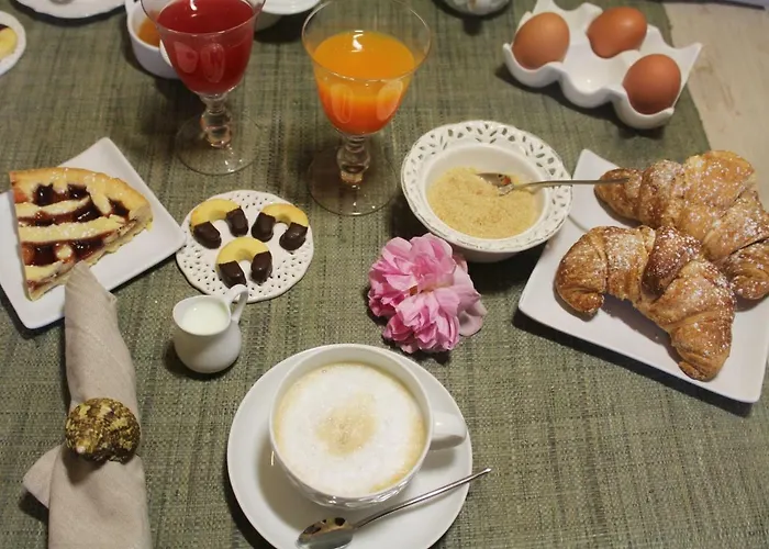 Mare Old Town Center 3* Bari