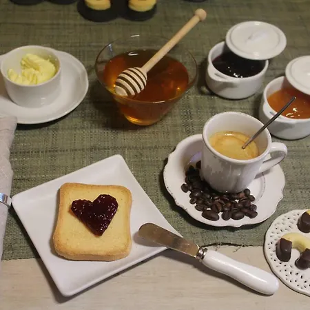 Гостевой дом Mare Old Town Center