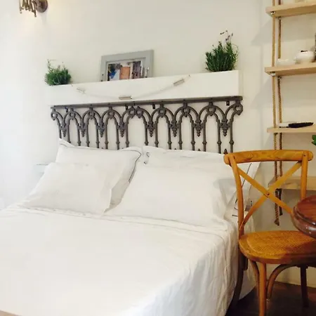 Mare Old Town Center