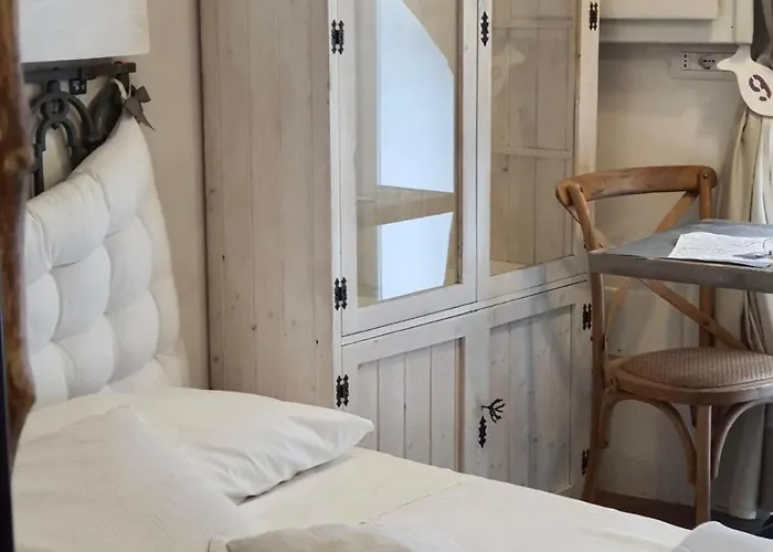 Marè Old Town Center